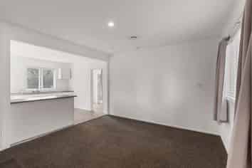 3 Stonebridge Park Drive, Holdens Bay