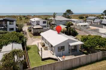 866A Papamoa Beach Road, Papamoa Beach