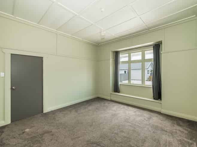 25 Beatty Street, LEVIN