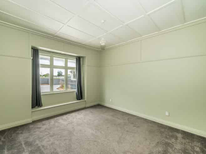 25 Beatty Street, LEVIN