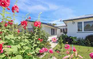 15 Golding Road, Taradale