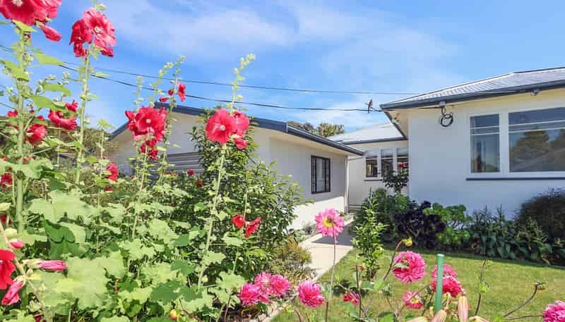 15 Golding Road, Taradale