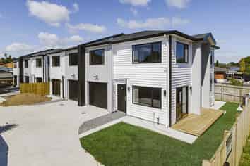 4B Mirrabooka Avenue, Botany Downs