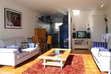 3/241 Hurstmere Road, Takapuna