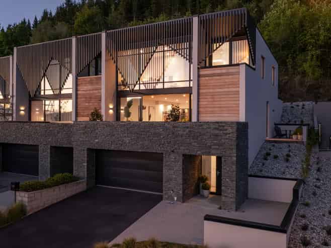 1/14 Vancouver Drive, Queenstown Hill