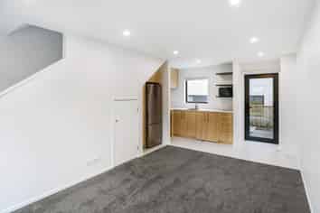 11/10 Willcott Street, Mount Albert