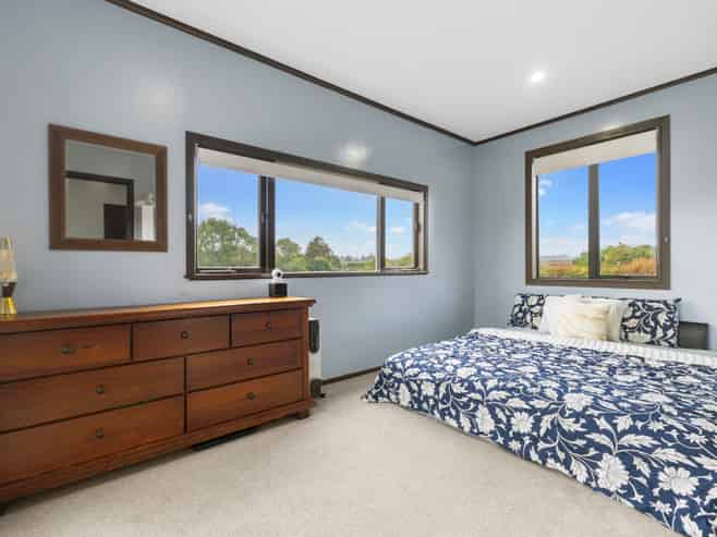 76 AKA AKA ROAD, Puni