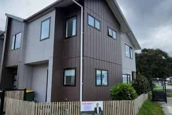 1 Eileen Newey Place, Henderson