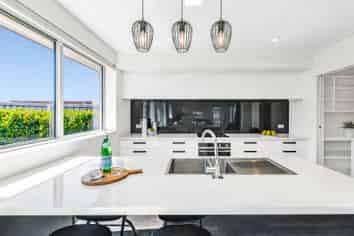 49 Tobollie Drive, ROLLESTON