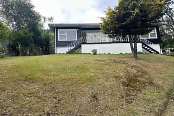 12A Kororo Street, Northcote