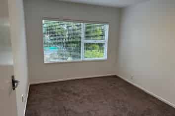 12A Kororo Street, Northcote