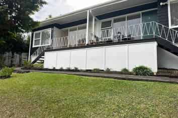 12A Kororo Street, Northcote