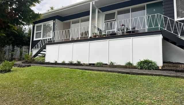 12A Kororo Street, Northcote