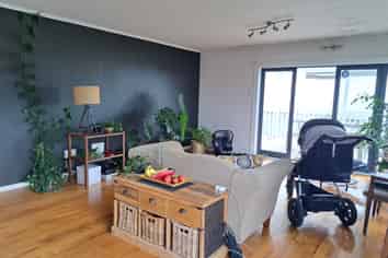 1A Aberdeen Road, Castor Bay