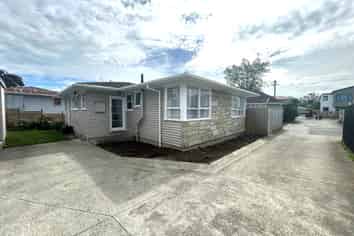 22b Nogat Street , Papatoetoe