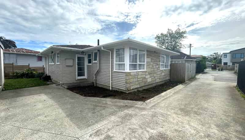 22b Nogat Street , Papatoetoe
