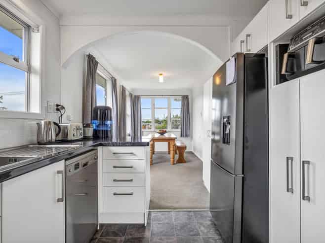 151 Portia Street, Stratford