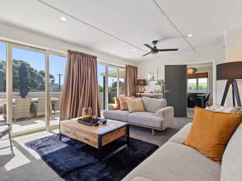 118 Rua Avenue, Waitarere Beach