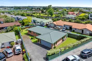 19 Sturges Road, Henderson