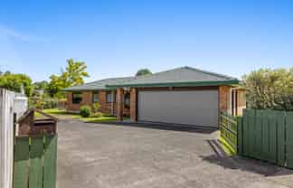 19 Sturges Road, Henderson