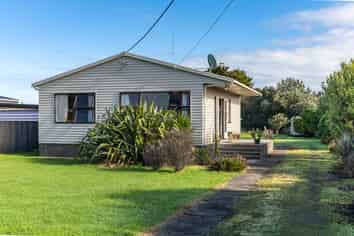57 River Road, Dargaville