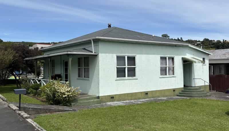 72 Tipahi Street, Nelson South