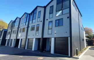 31/27 Harewood Road , Papanui