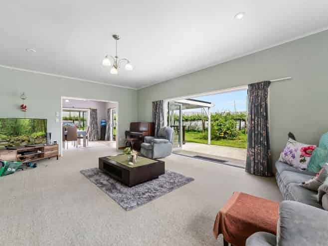 492  State Highway 33, Paengaroa