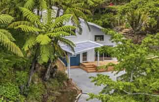 5 Awanui Street, Merrilands