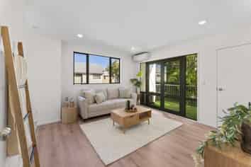 4/2 Rex Street, Riccarton