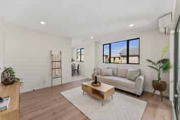 4/2 Rex Street, Riccarton