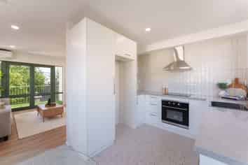 4/2 Rex Street, Riccarton