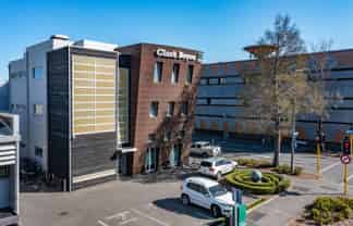 Modern Office Space – 328 Durham Street North