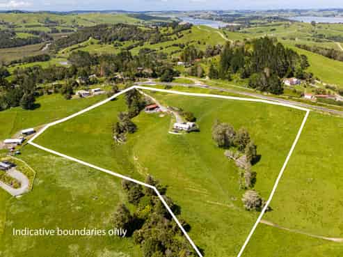 1822 State Highway 12, Paparoa