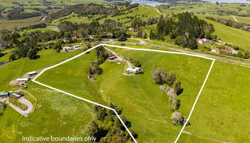 1822 State Highway 12, Paparoa