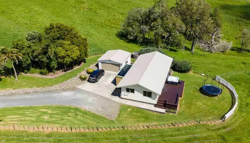1822 State Highway 12, Paparoa