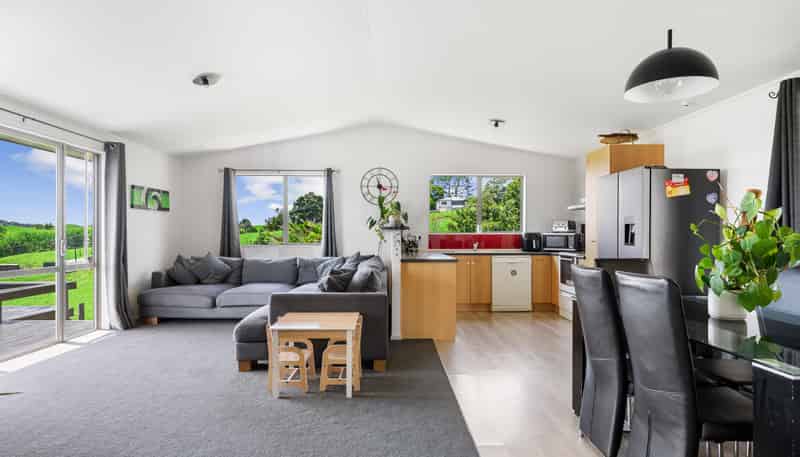 1822 State Highway 12, Paparoa