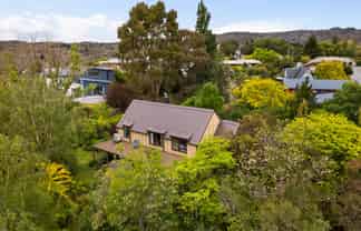 5 Lanes Road, Bridge Hill