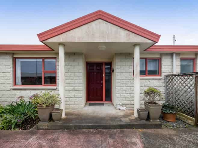 26C Dixon Avenue, Hawera