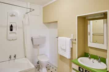 A/143 Barnard Street, Wadestown