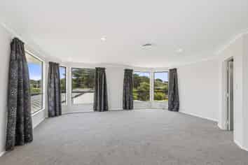 37 Saunders Close, Whitby