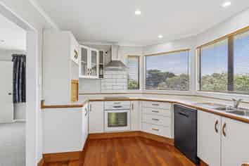 37 Saunders Close, Whitby