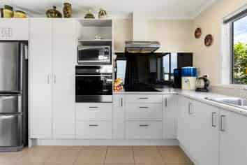 50/8 Village Place, Tuakau