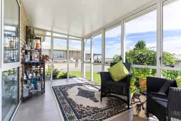 50/8 Village Place, Tuakau