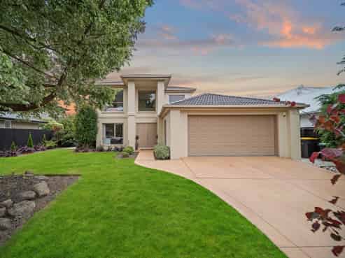 53 Woodhurst Drive, Casebrook