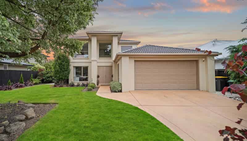 53 Woodhurst Drive, Casebrook