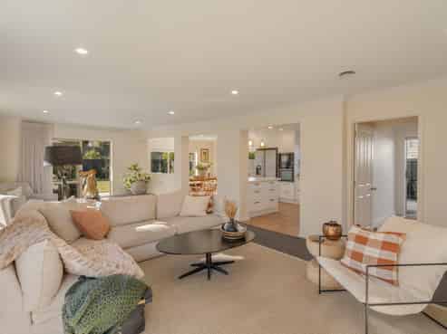 53 Woodhurst Drive, Casebrook