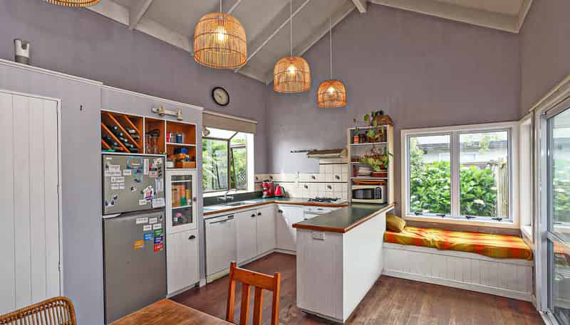 605 Willowpark Road North, Hastings