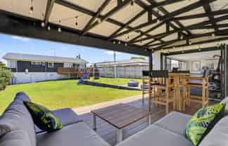 6 Pacific Street, Waiuku