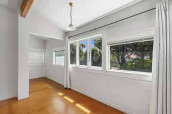 52 Main Road, Titahi Bay